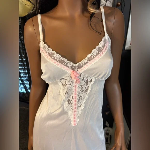 Vintage Queentex White Slip Dress With White Lace & Pink Ribbon!! (L) - Picture 3 of 8